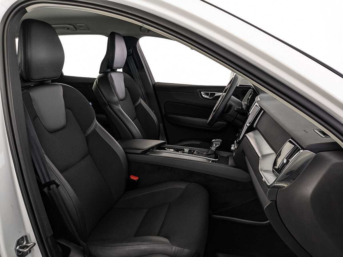 Volvo XC60, 2019 Фото №23