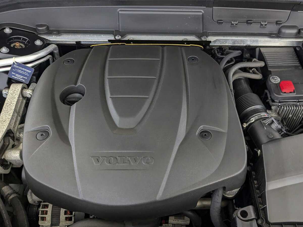 Volvo XC60, 2021 Фото №9