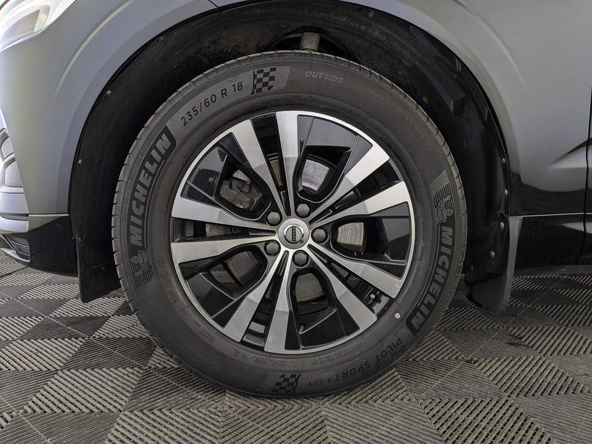 Volvo XC60, 2021 Фото №12