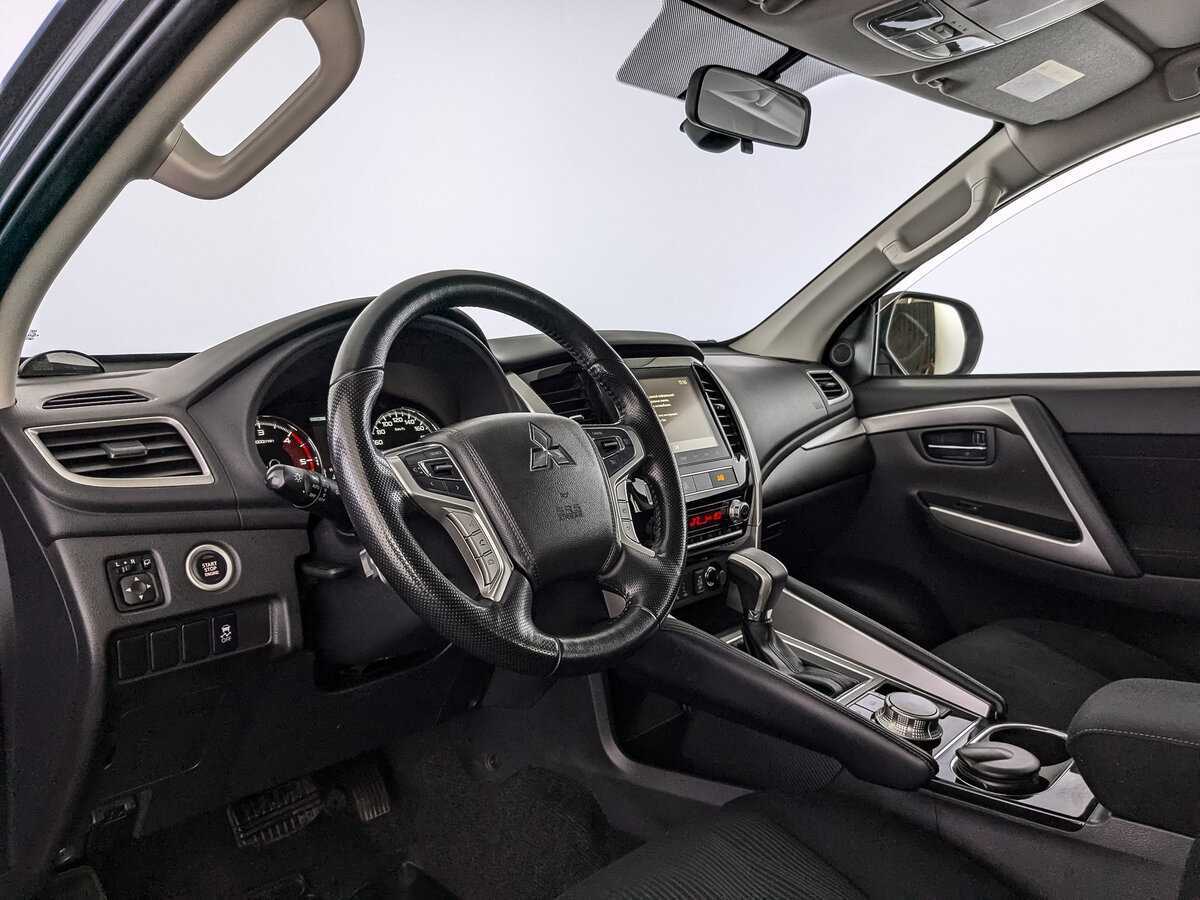 Mitsubishi Pajero Sport, 2021 Фото №14