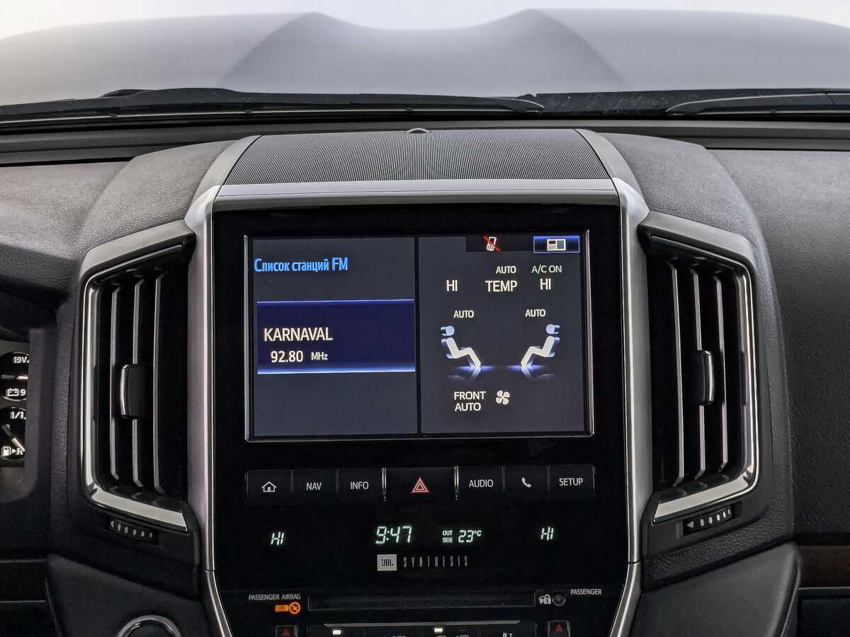 Toyota Land Cruiser, 2019 Фото №17