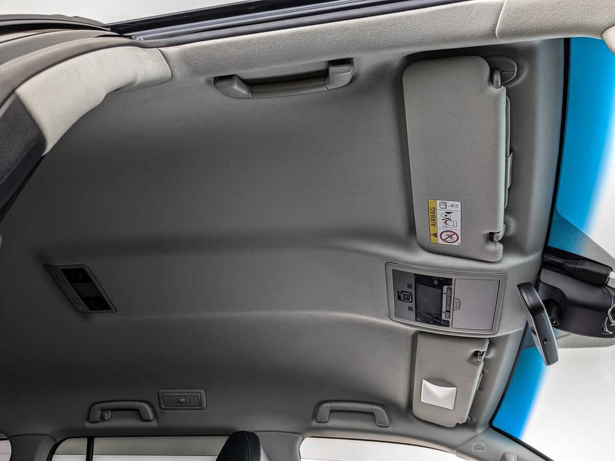 Toyota Land Cruiser, 2018 Фото №23