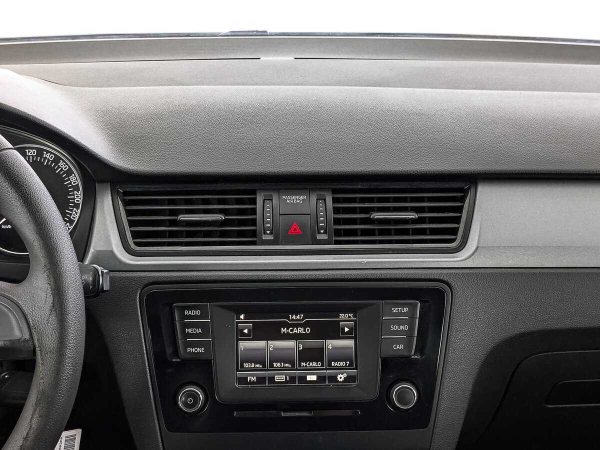 Skoda Rapid, 2017 Фото №15