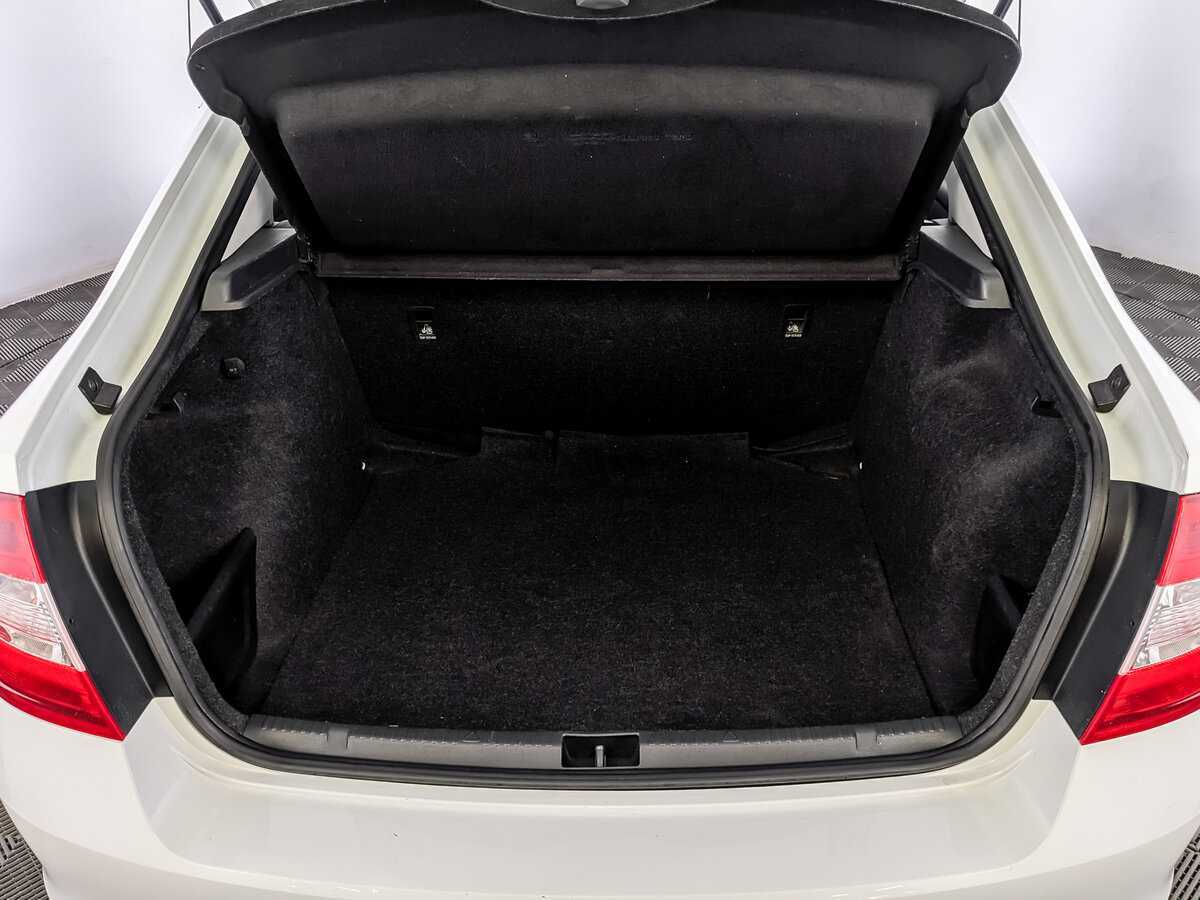 Skoda Rapid, 2017 Фото №10