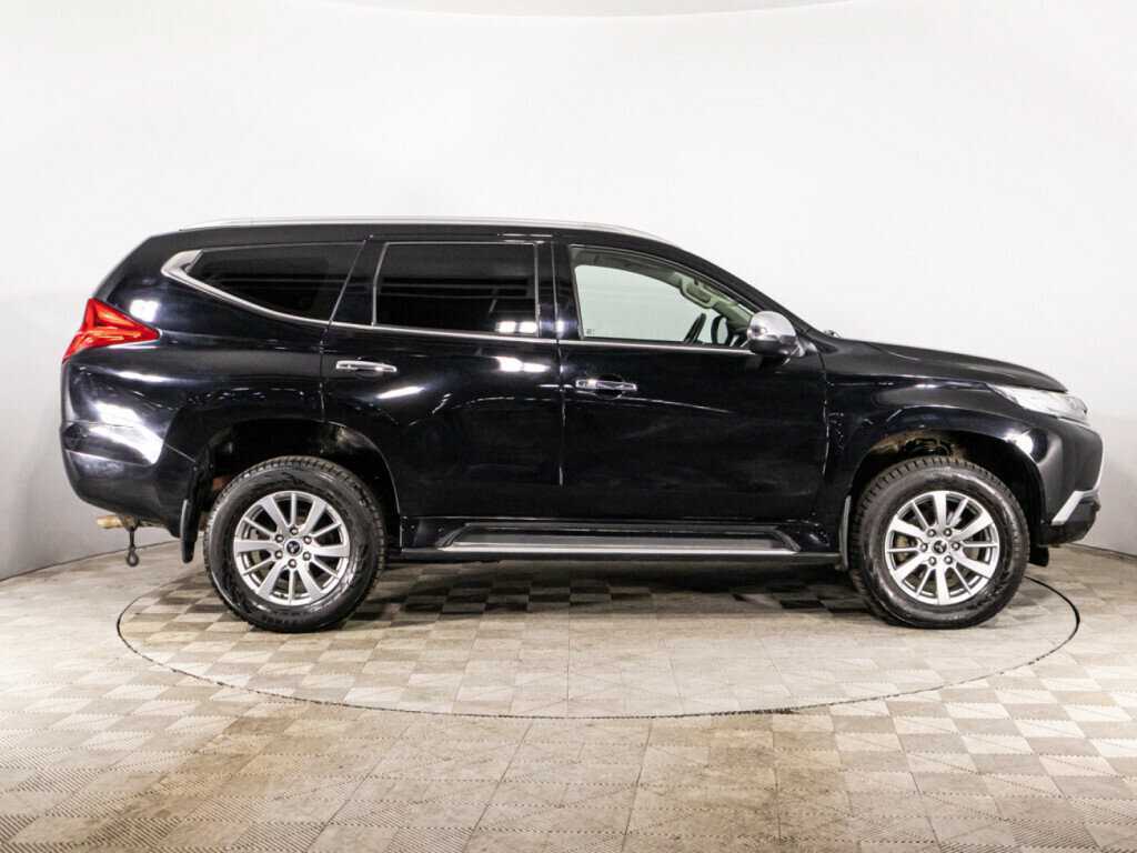 Mitsubishi Pajero Sport, 2019 - 35 358 км. | Фото №4