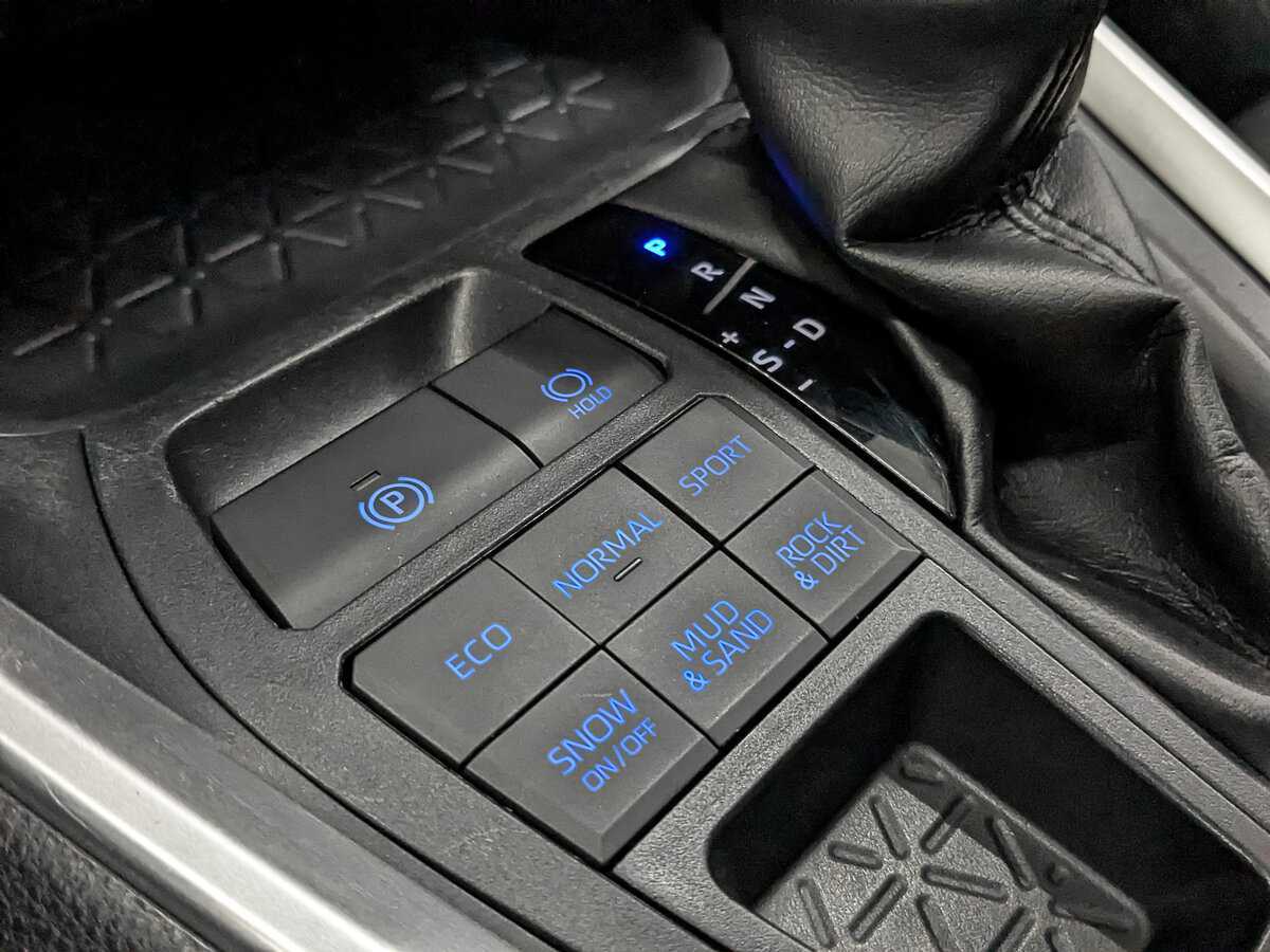 Toyota RAV4, 2020 Фото №21