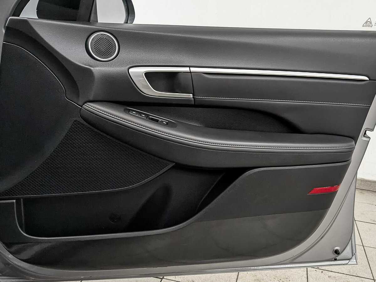 Hyundai Sonata, 2022 Фото №25