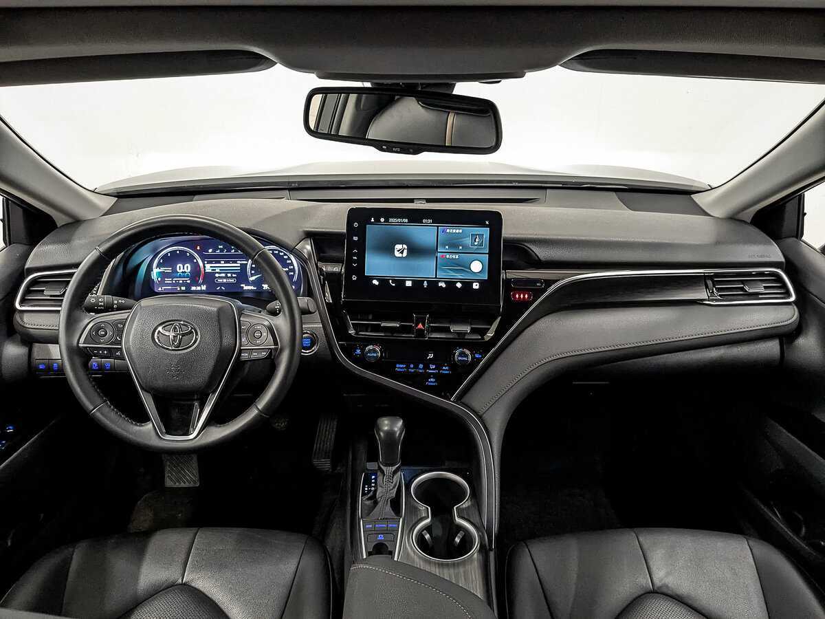 Toyota Camry, 2023 Фото №14