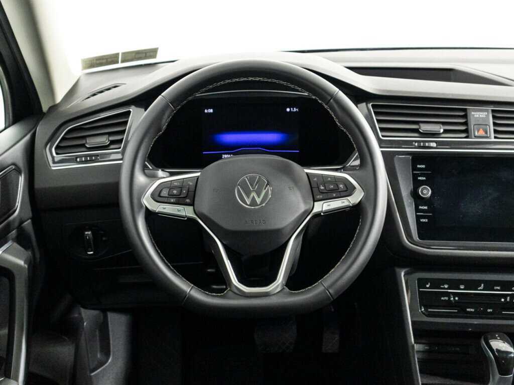 Volkswagen Tiguan, 2022 Фото №22