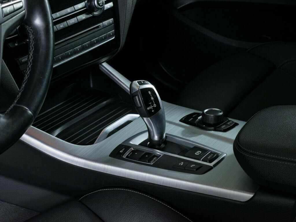 BMW X3 20i xDrive, 2015 Фото №15