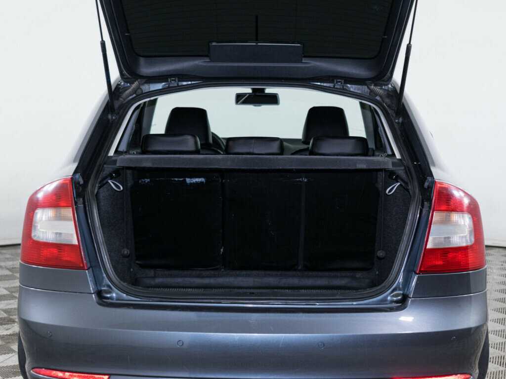 Skoda Octavia DSG7, 2011 Фото №7