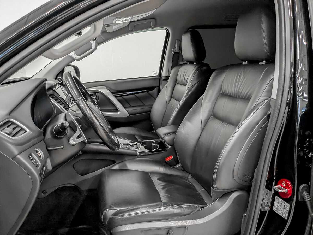 Mitsubishi Pajero Sport, 2019 Фото №18