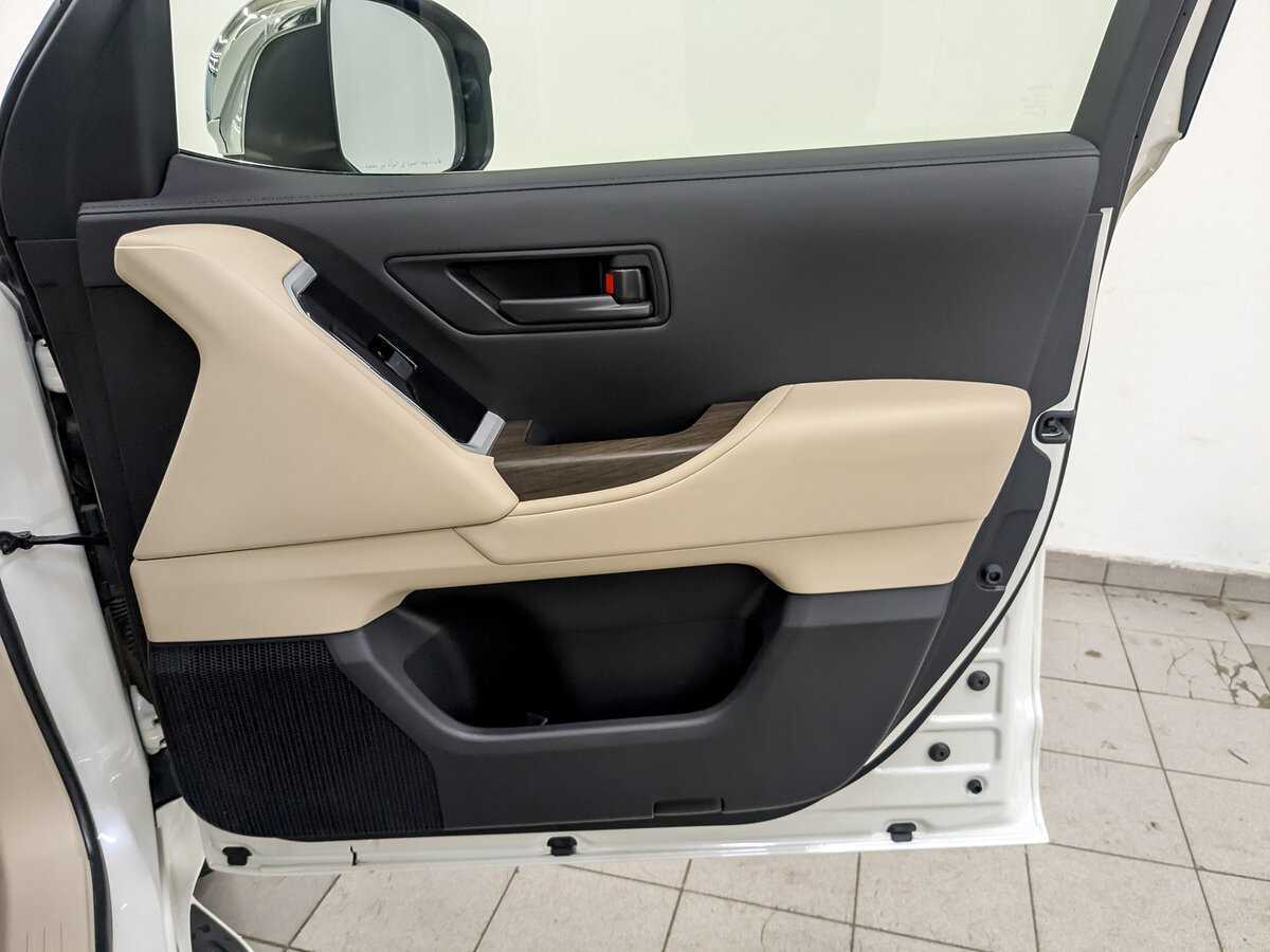 Toyota Land Cruiser, 2022 Фото №24