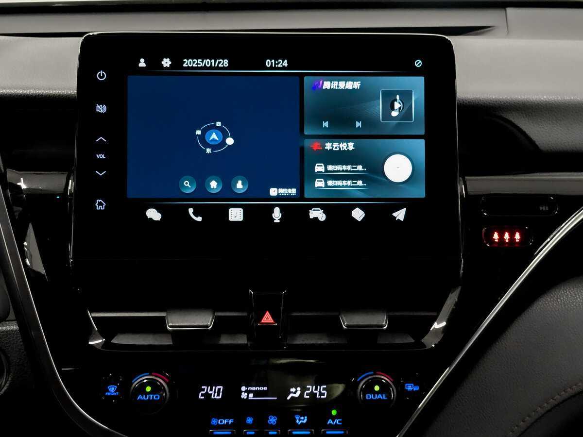 Toyota Camry, 2022 Фото №15