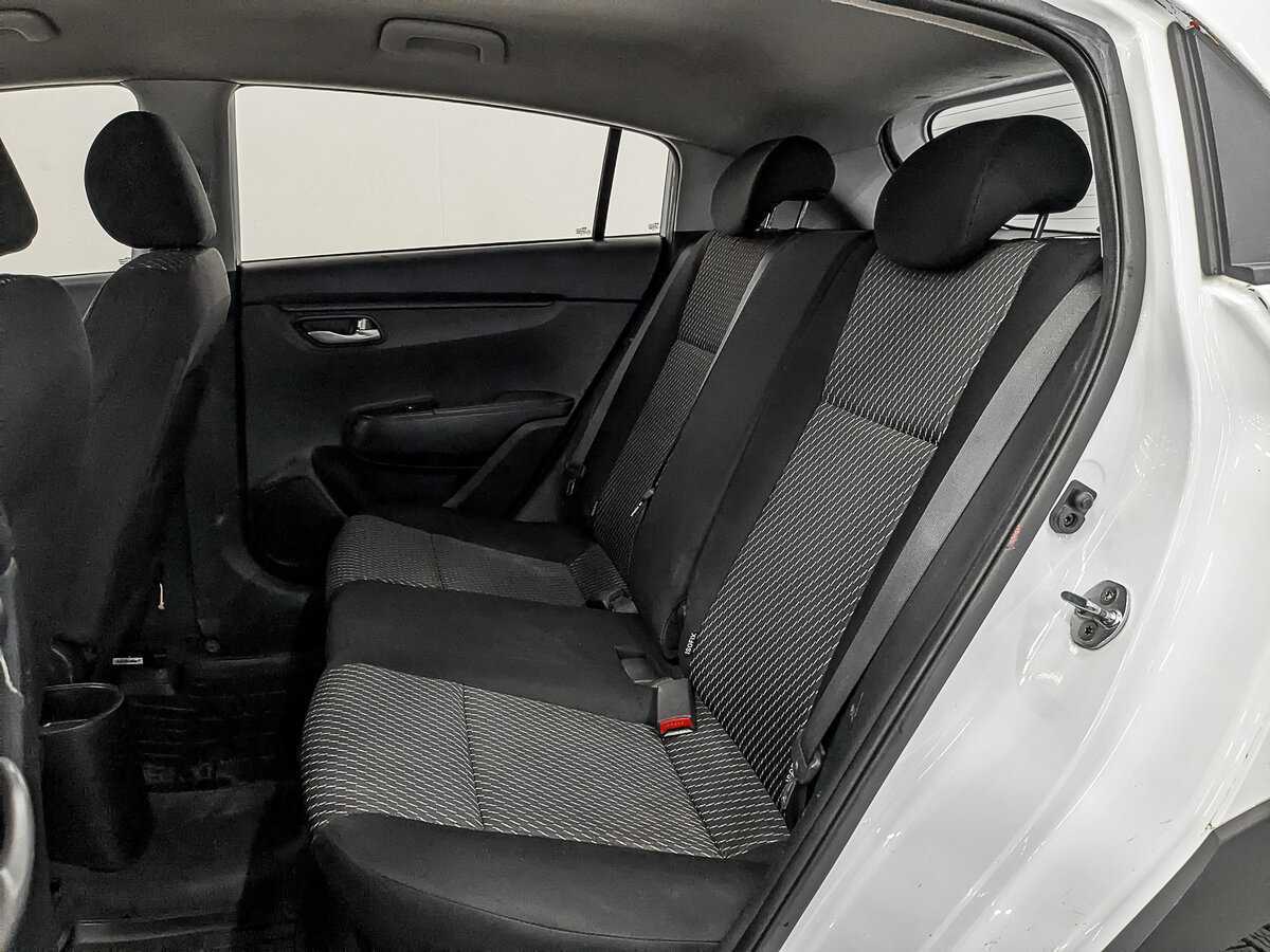Kia Rio X-Line, 2020 Фото №17