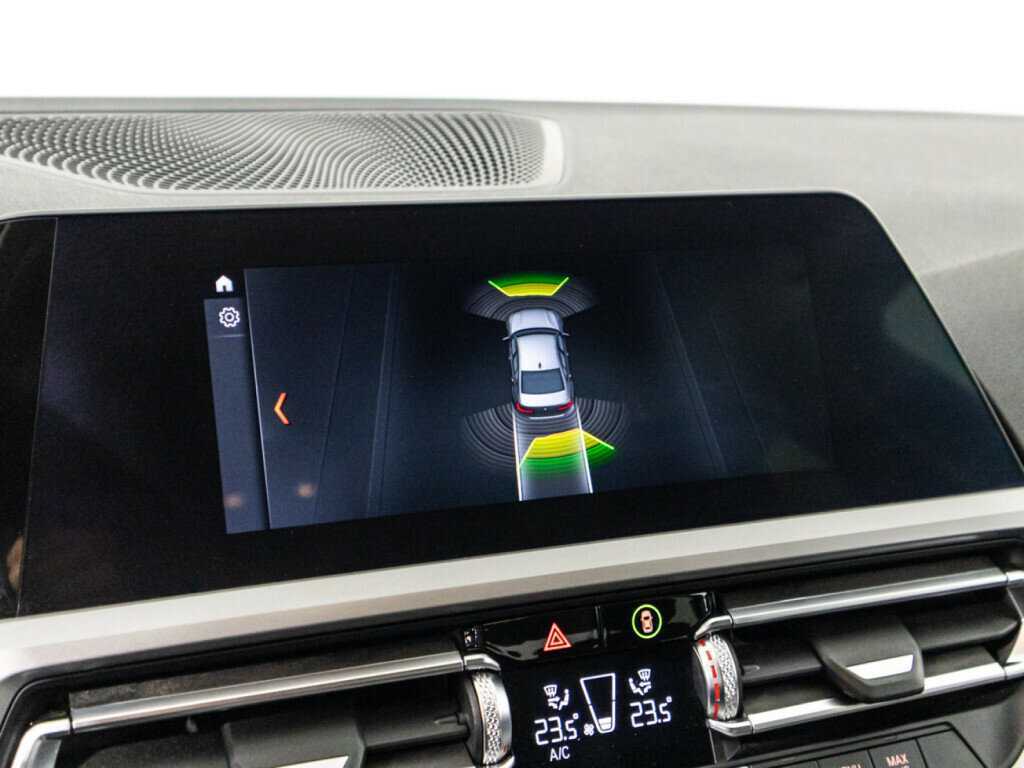 BMW 3 серии 318d, 2019 Фото №18