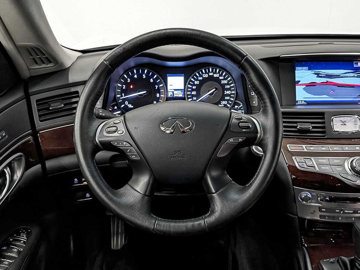 Infiniti Q70, 2016 Фото №22