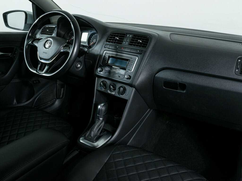 Volkswagen Polo, 2016 Фото №8