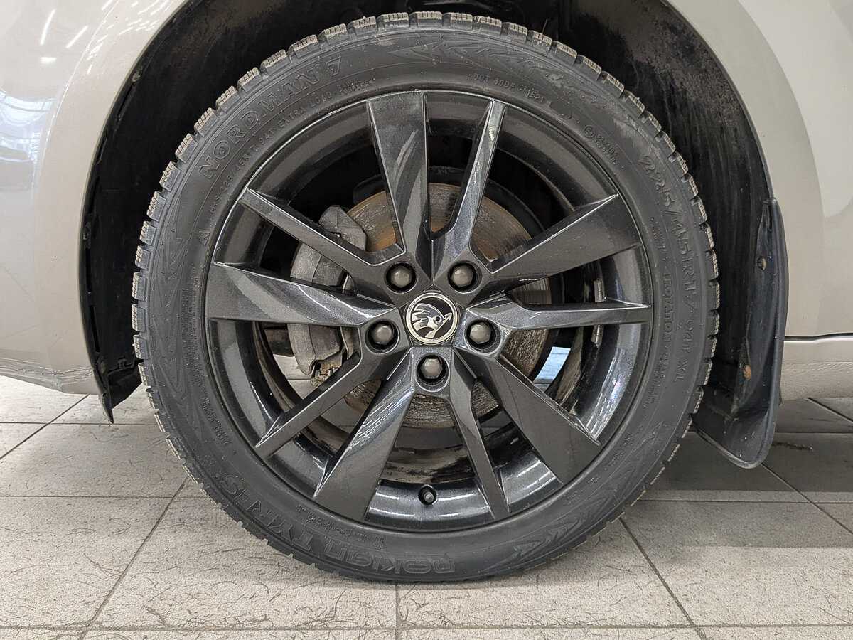 Skoda Octavia, 2019 Фото №12