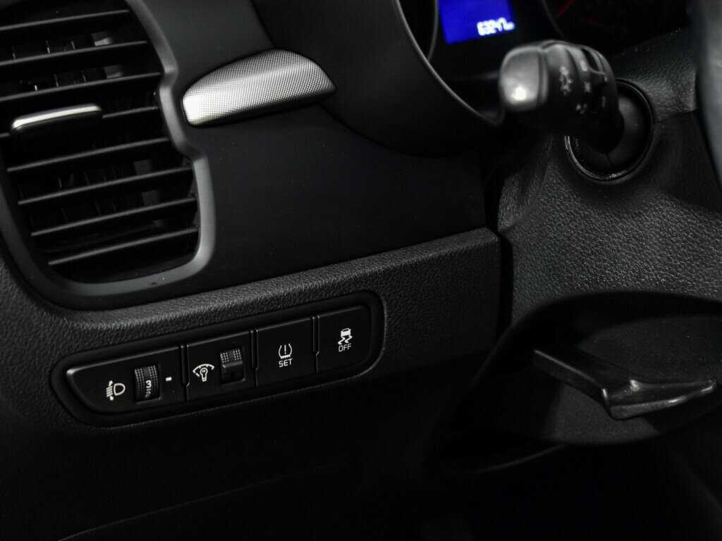 Kia Rio, 2019 Фото №10