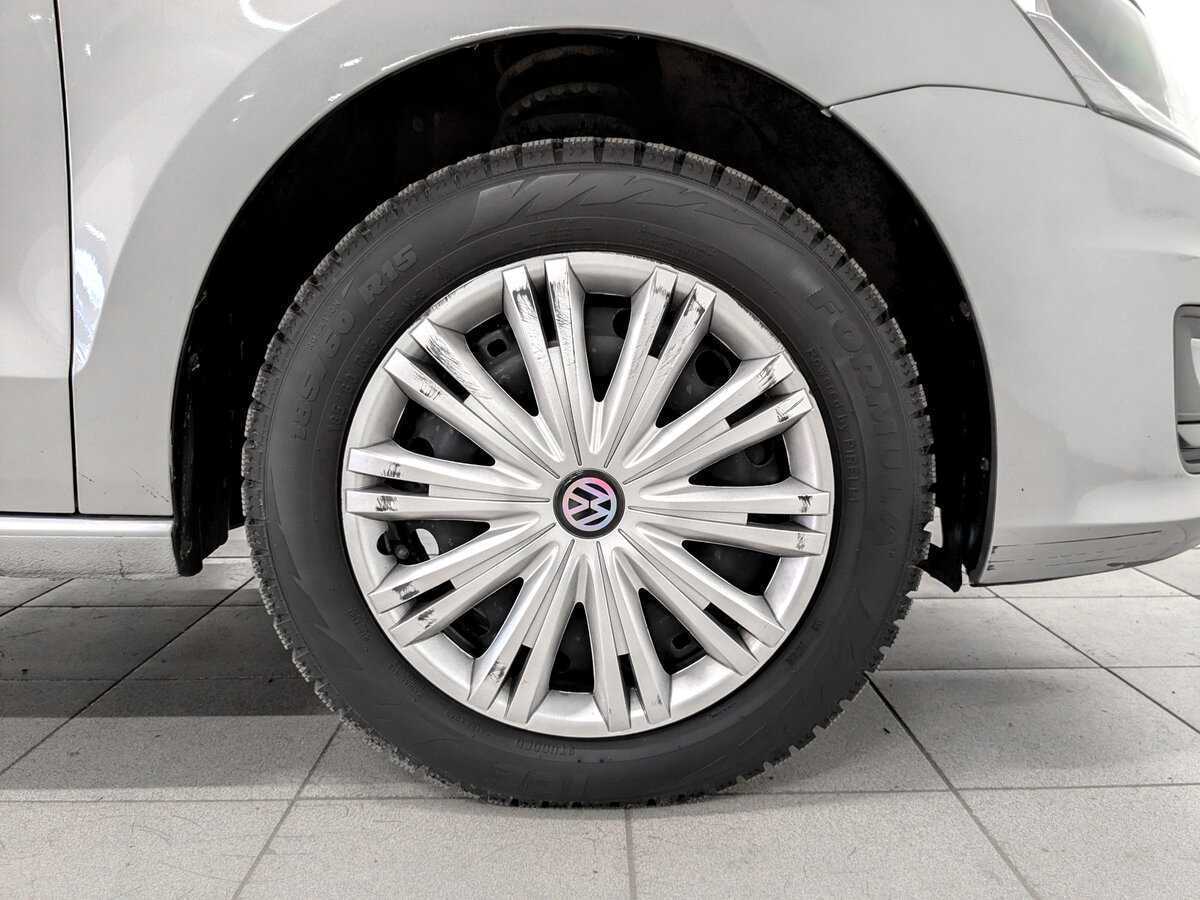 Volkswagen Polo, 2018 Фото №17