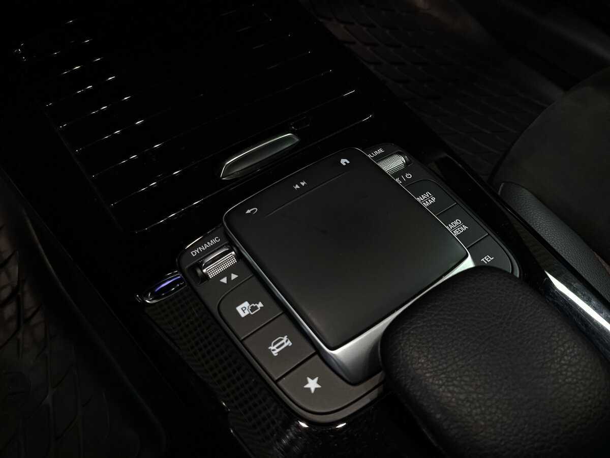 Mercedes-Benz CLA 200, 2021 Фото №21