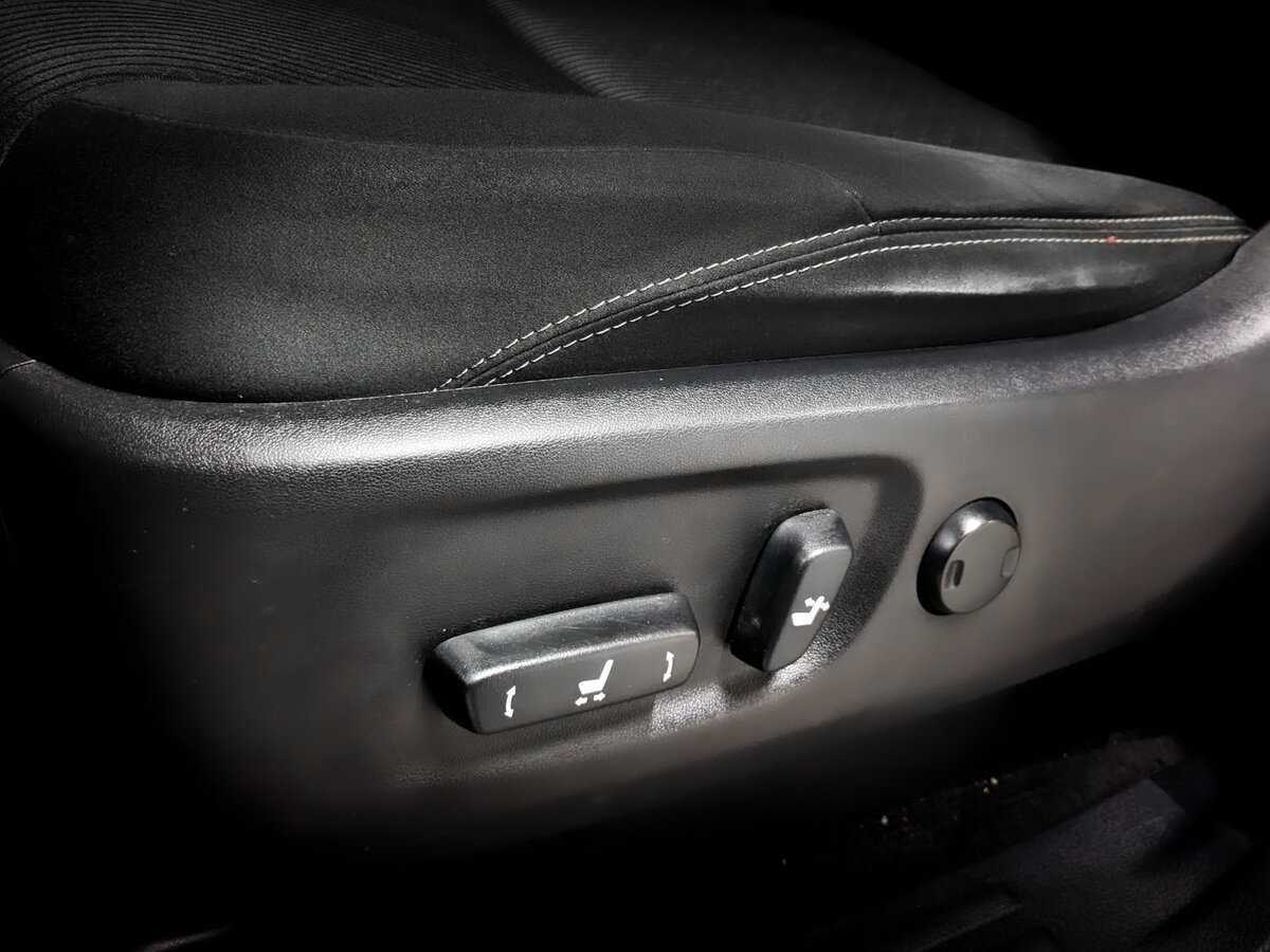 Toyota Land Cruiser Prado, 2021 Фото №21