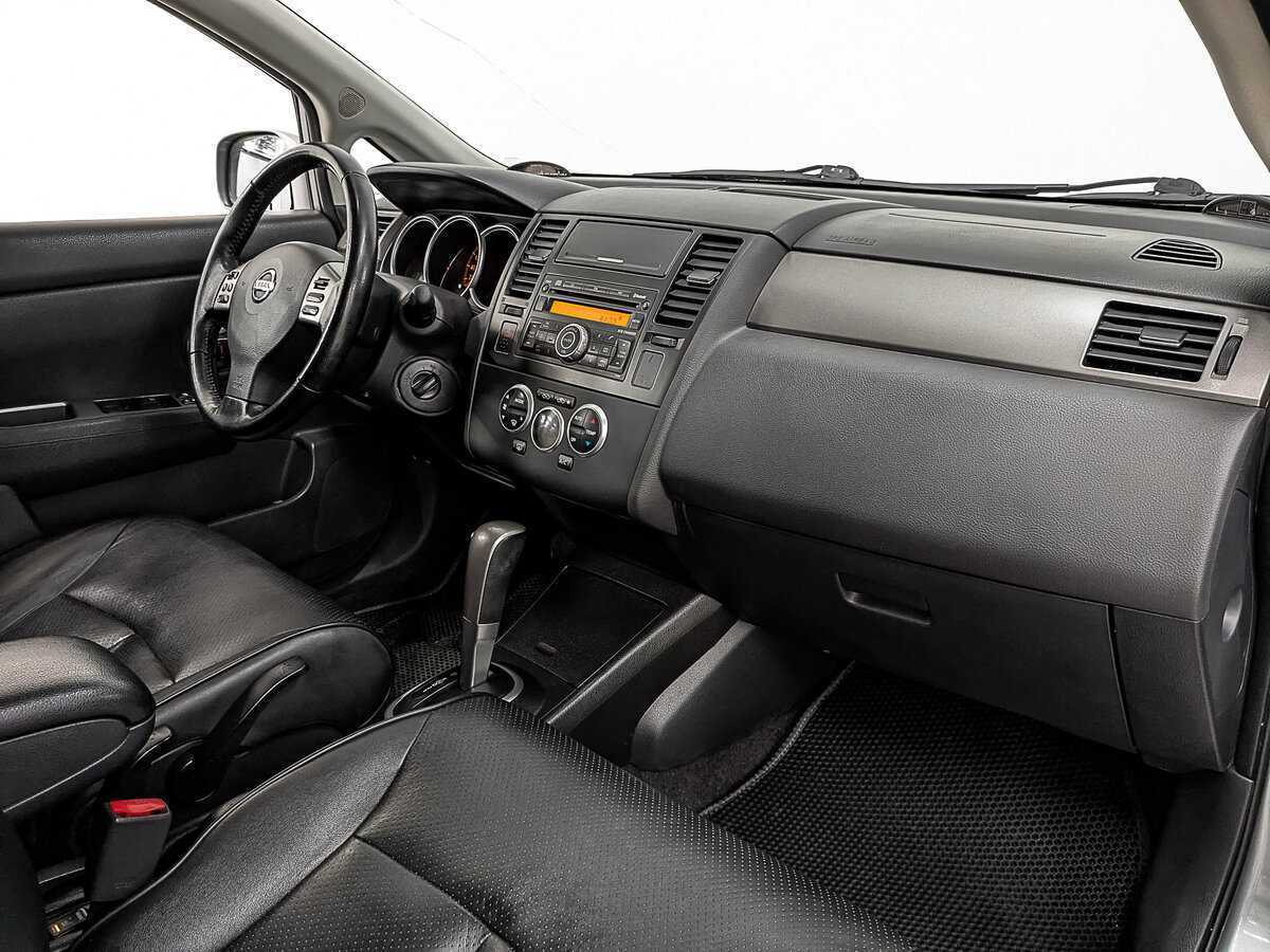 Nissan Tiida, 2008 Фото №13