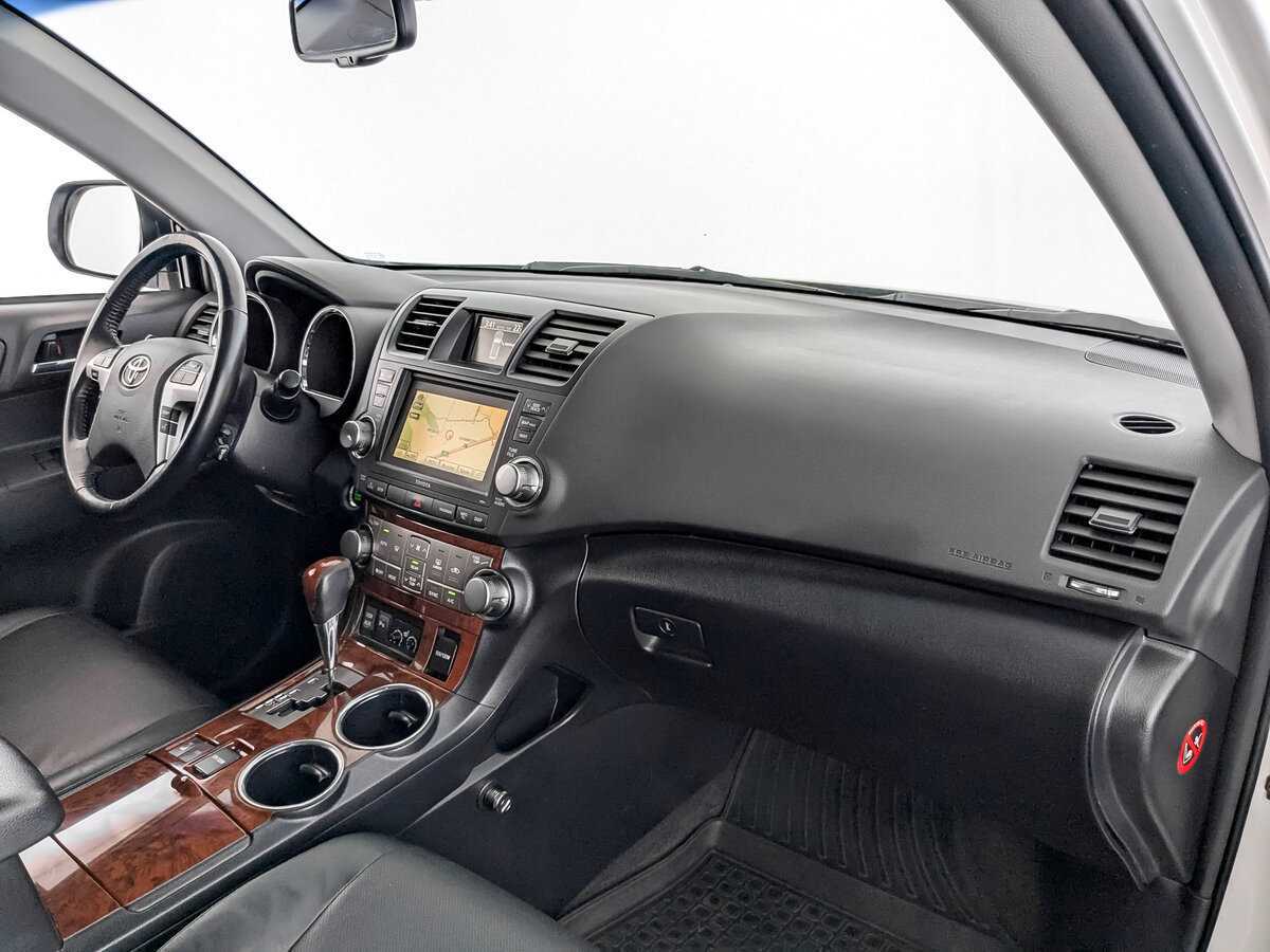 Toyota Highlander, 2011 Фото №11