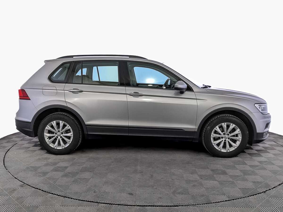 Volkswagen Tiguan, 2020 - 72 082 км. | Фото №4