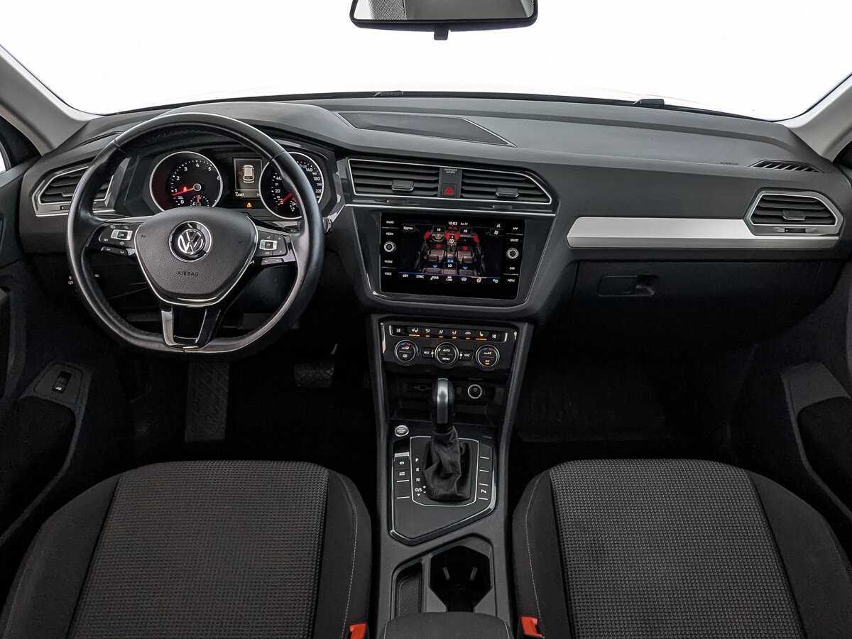 Volkswagen Tiguan, 2020 Фото №14