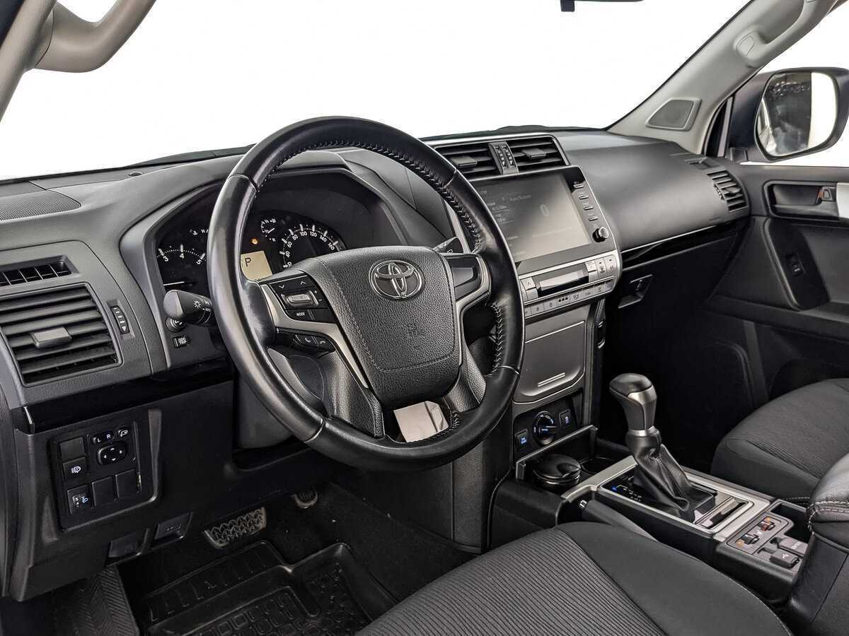 Toyota Land Cruiser Prado, 2021 Фото №13