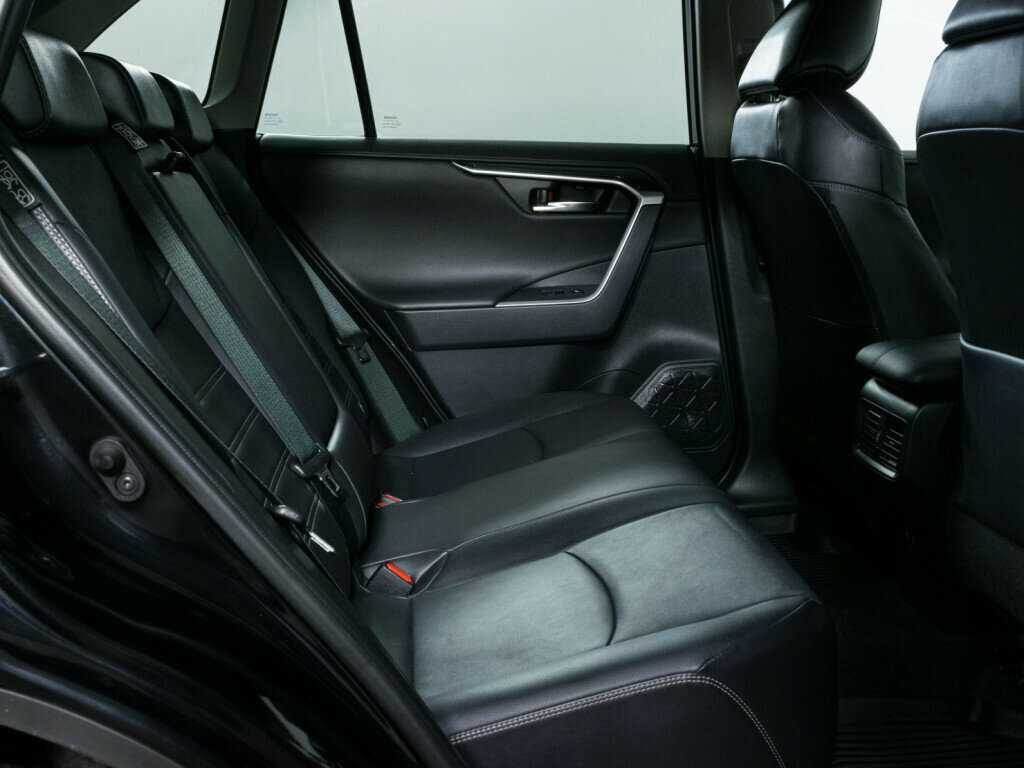 Toyota RAV4, 2021 Фото №11