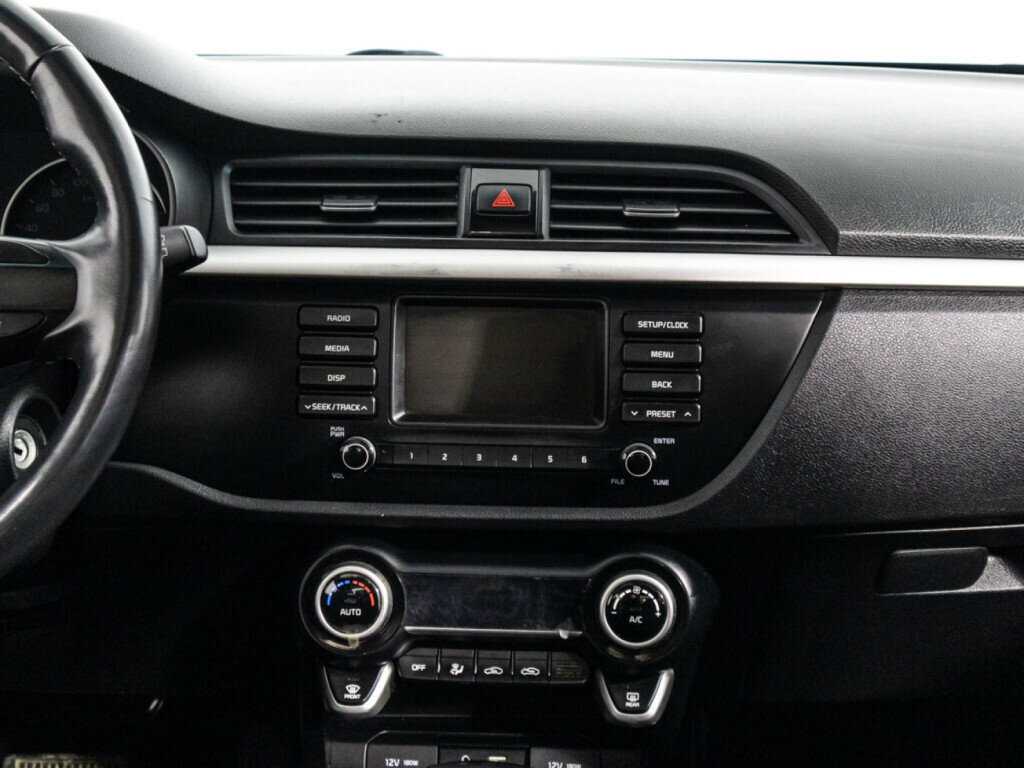 Kia Rio X-Line, 2019 Фото №14