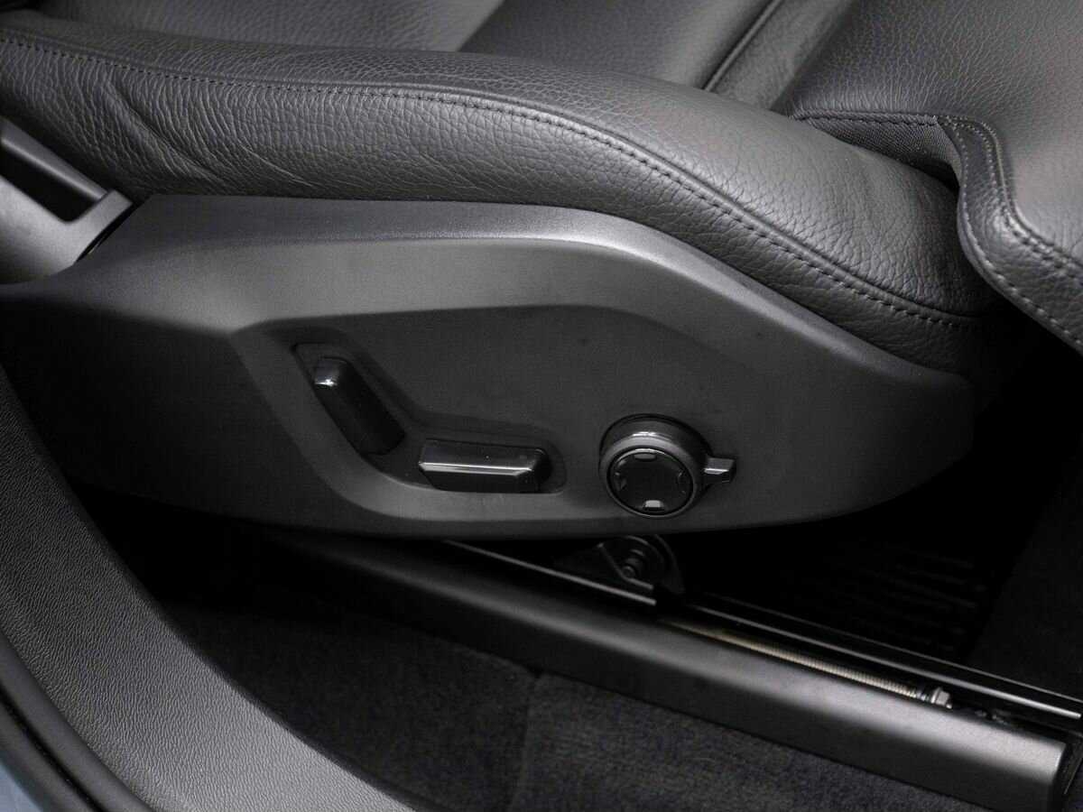 Volvo XC60, 2021 Фото №15