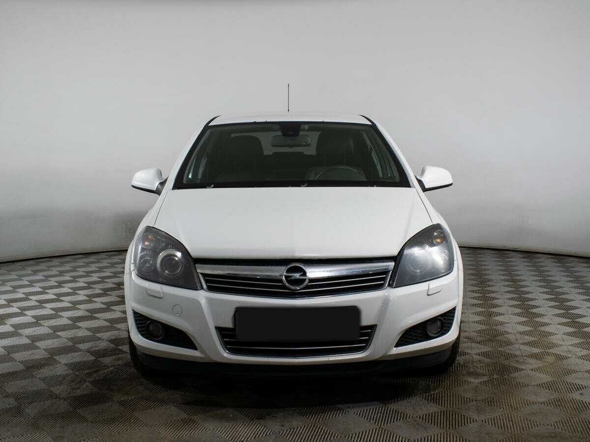 Opel Astra, 2011 - 177 603 км. | Фото №2