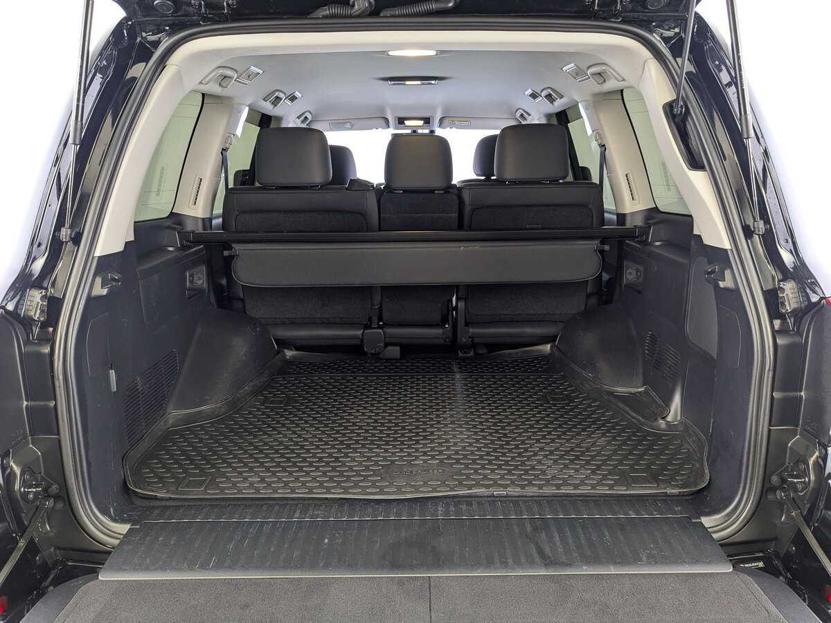 Toyota Land Cruiser, 2020 Фото №10