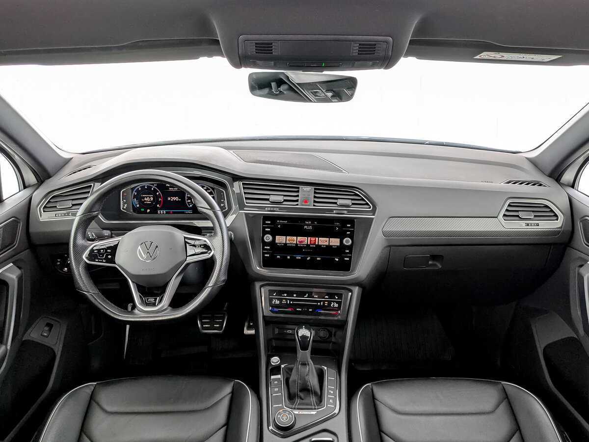 Volkswagen Tiguan, 2021 Фото №14