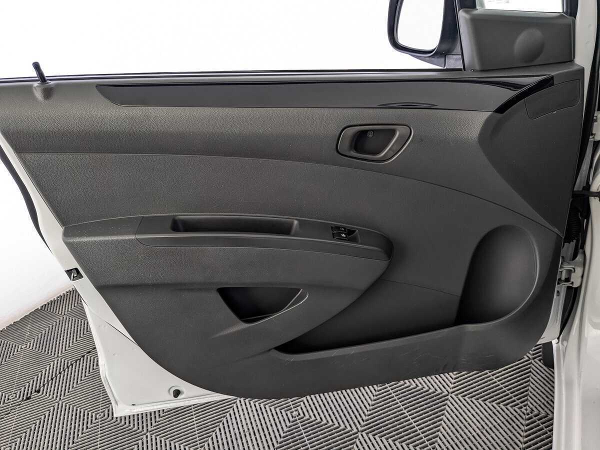 Chevrolet Spark, 2011 Фото №19