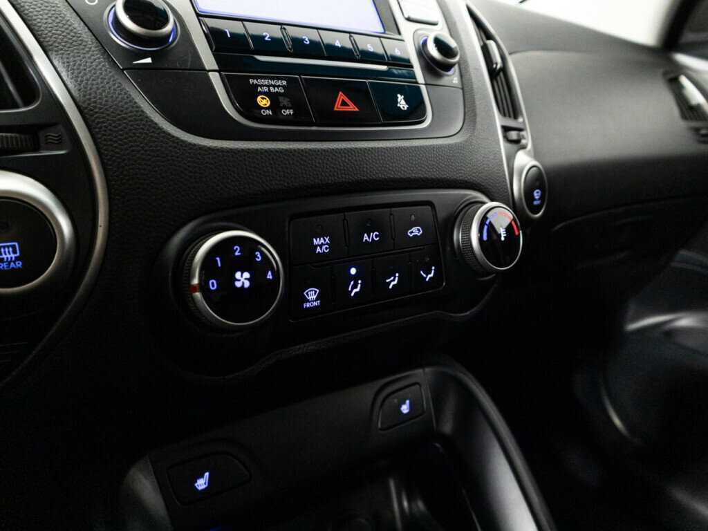 Hyundai ix35, 2010 Фото №15