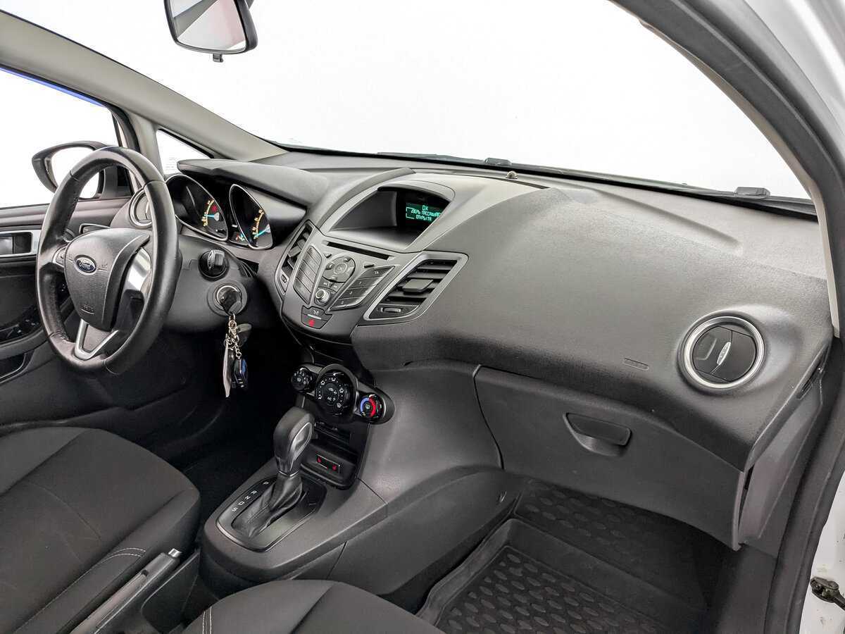 Ford Fiesta, 2017 Фото №11