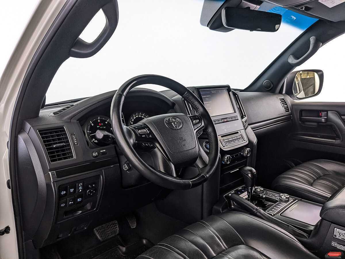 Toyota Land Cruiser, 2019 Фото №13