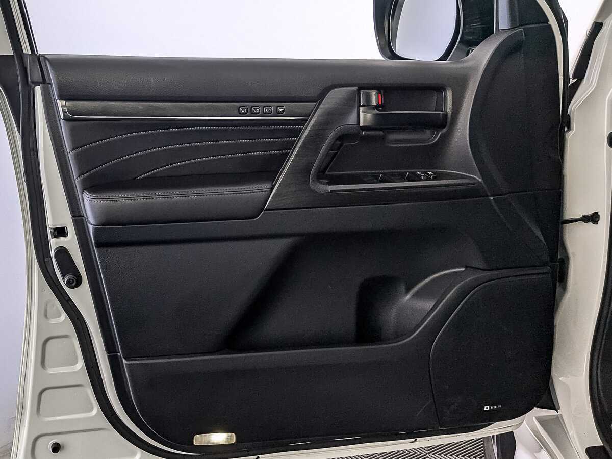 Toyota Land Cruiser, 2019 Фото №17