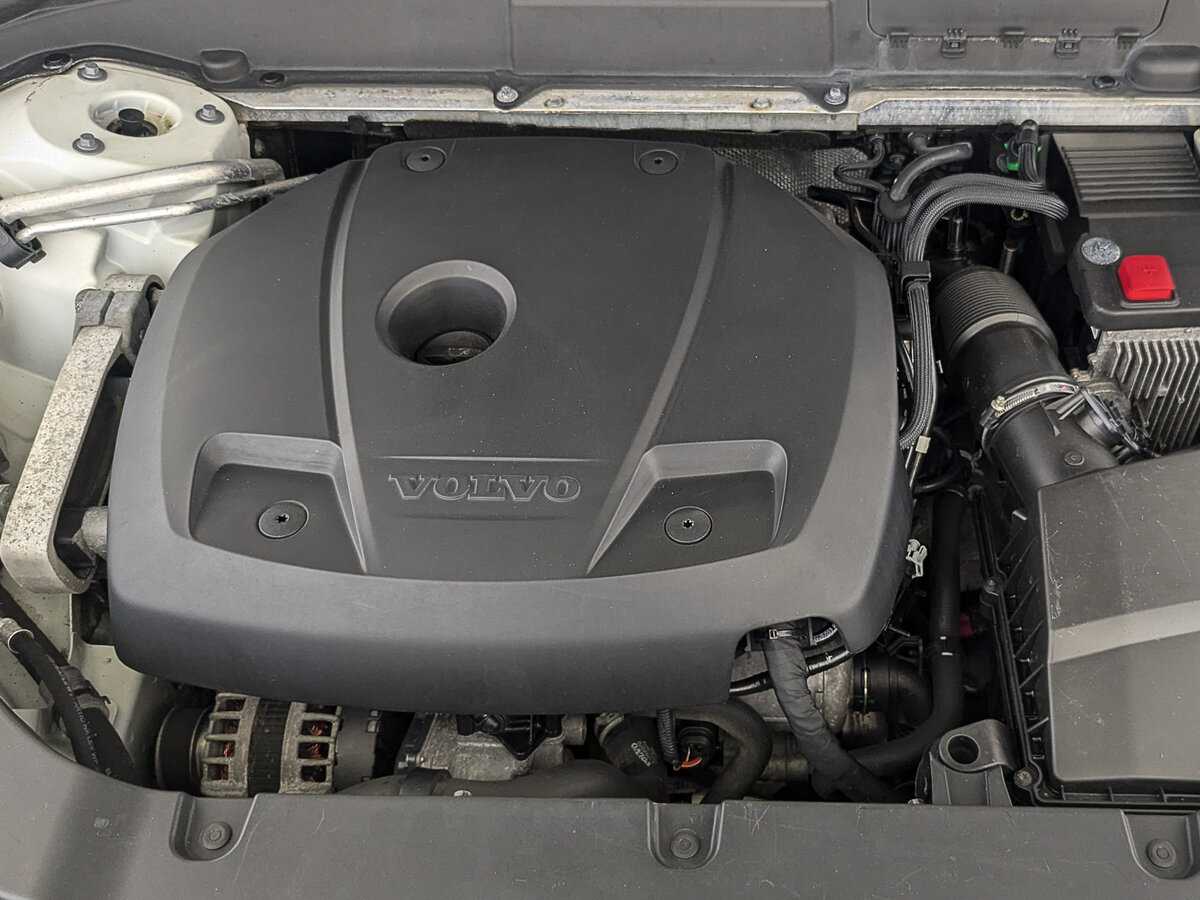 Volvo XC60, 2018 Фото №9