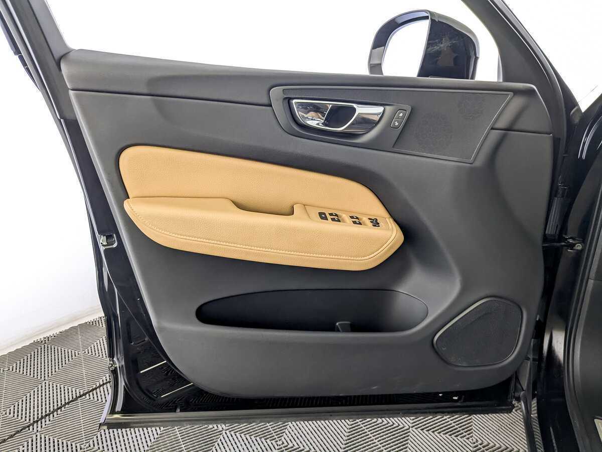 Volvo XC60, 2018 Фото №19