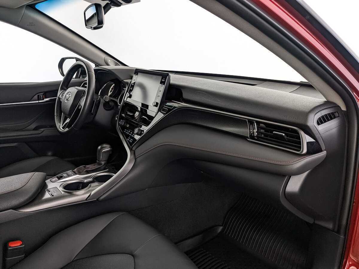 Toyota Camry, 2022 Фото №11