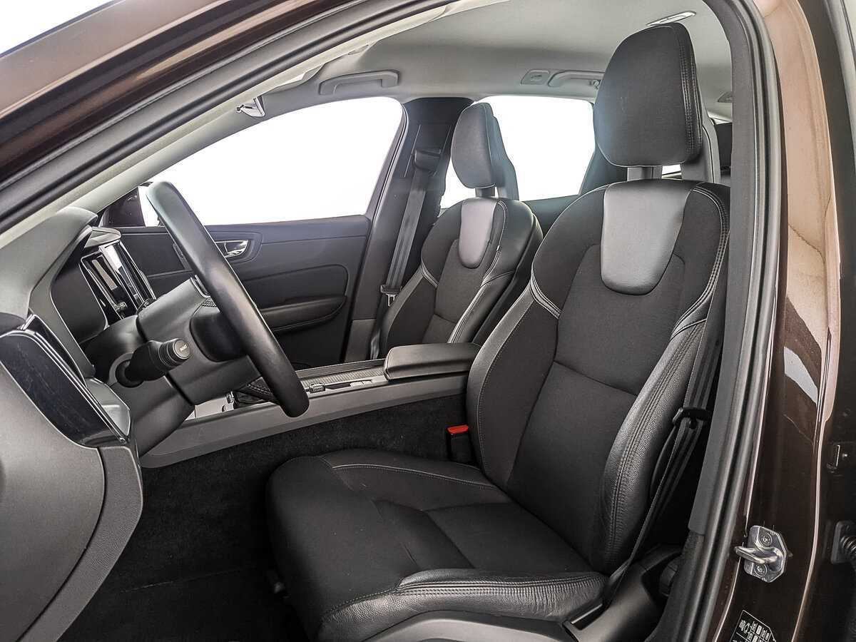 Volvo XC60, 2018 Фото №17