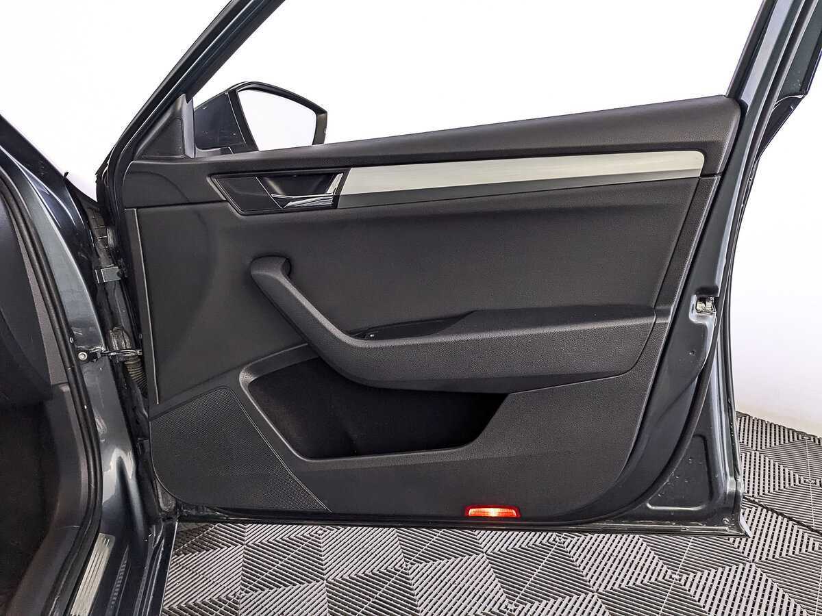 Skoda Superb, 2019 Фото №25