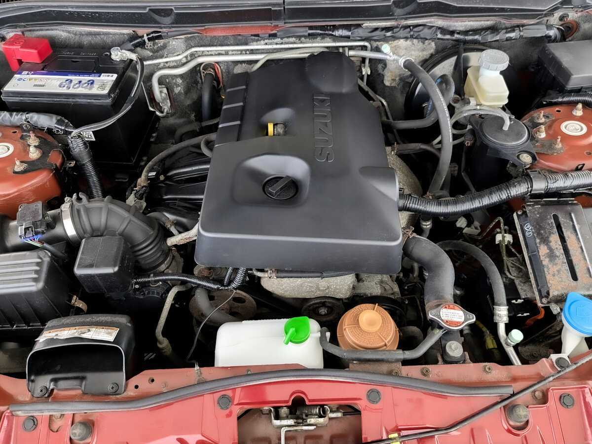 Suzuki Grand Vitara, 2010 Фото №9