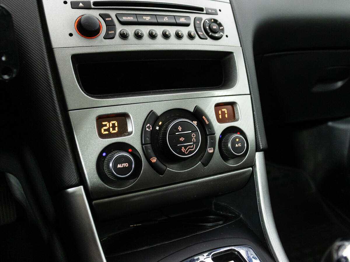 Peugeot 308, 2008 Фото №16